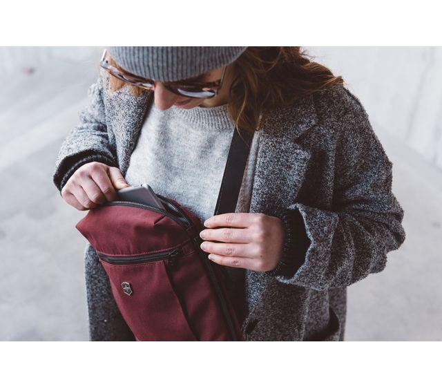 Bolso Mariconera Victorinox Negra Crossbody Tablet Bag