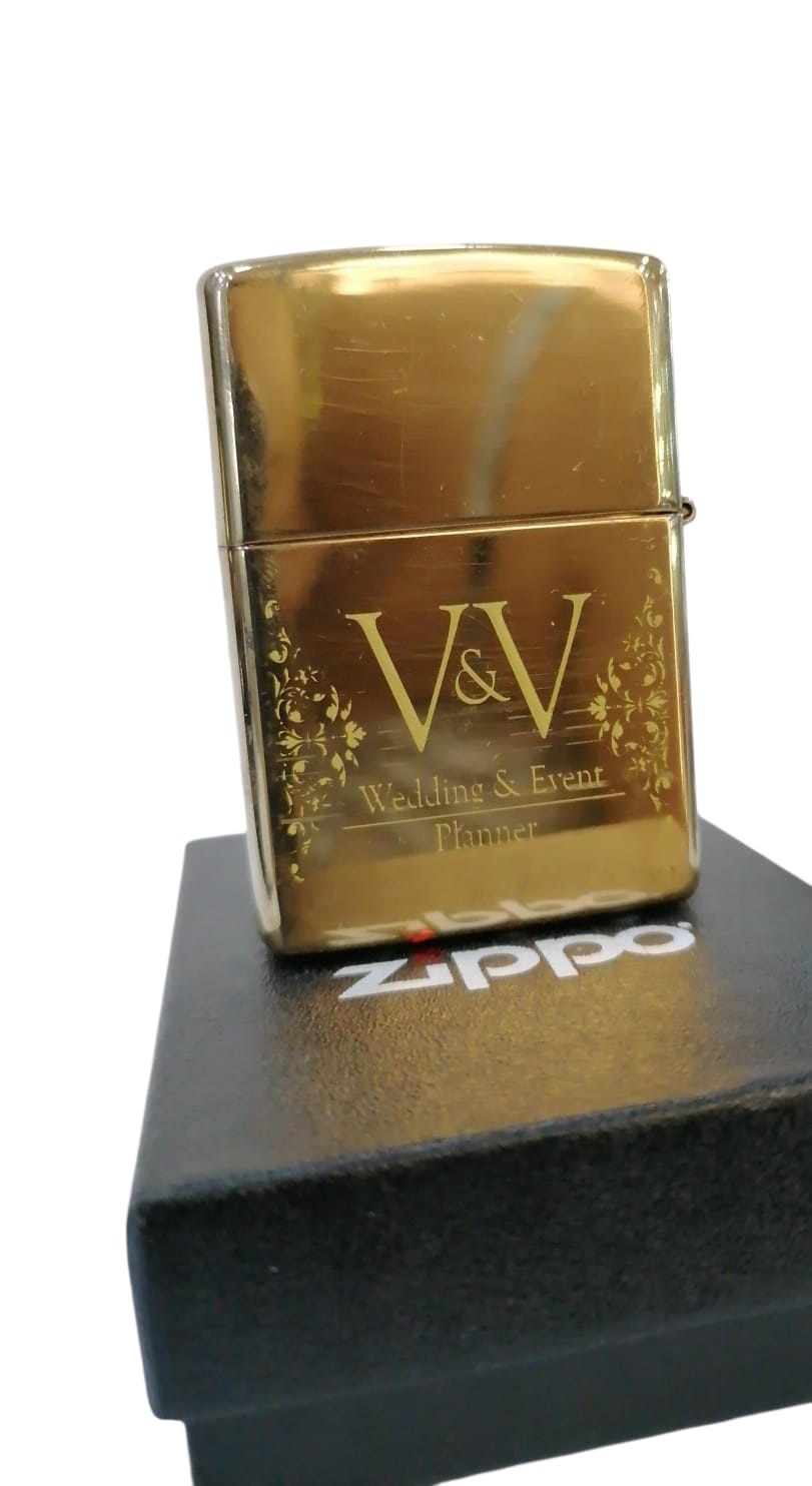 Encendedor Zippo Original En Oferta Por Errores De Grabado - Dorado Espejo