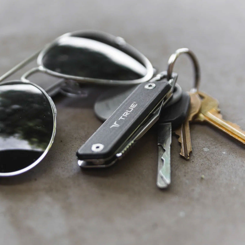 Navaja Plegable Modern Key True Utility De Bolsillo Negro