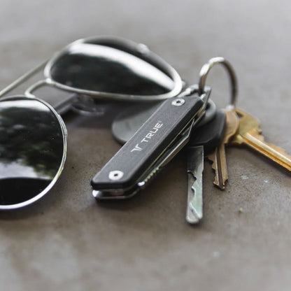 Navaja Plegable Modern Key True Utility De Bolsillo Negro
