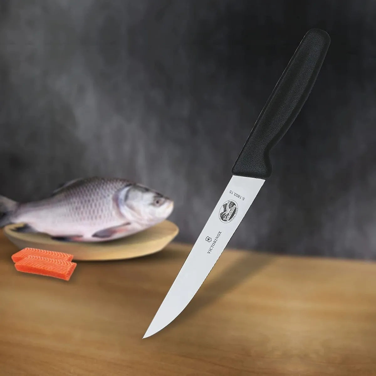 Cuchillo Deshuesador Victorinox® Swiss Classic, 15cm De Hoja