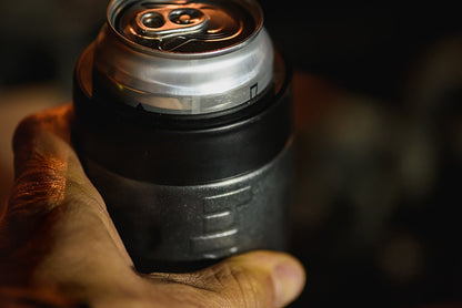 Portalatas Thermo Grizzly Bote Tradicional de 355 Ml 12 oz - Color Charcoal